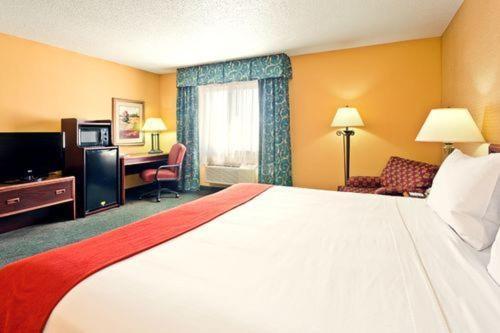 Holiday Inn Express Hotel Fort Campbell-Oak Grove By Ihg Rom bilde