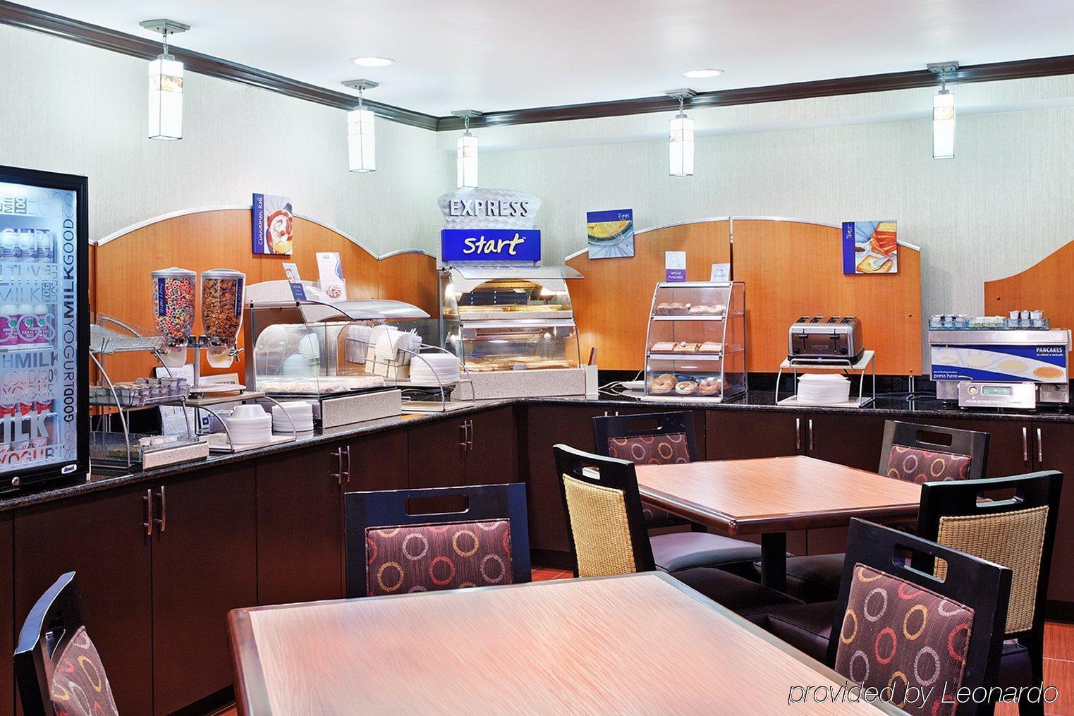 Holiday Inn Express Hotel Fort Campbell-Oak Grove By Ihg Eksteriør bilde